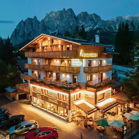 Hotel Ciasa Lorenzi 3*