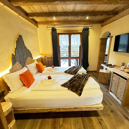 Ciasa Lorenzi 3* Cortina dʼAmpezzo