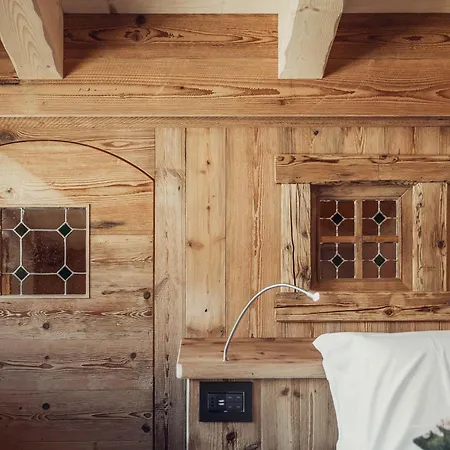Ciasa Lorenzi Hotel Cortina dʼAmpezzo