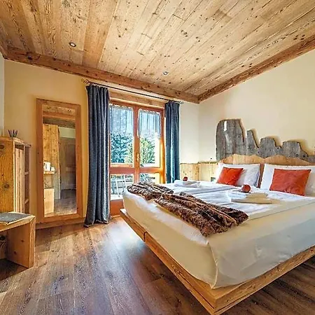 Ciasa Lorenzi Hotell